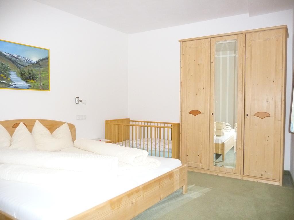 Gasthof Gemse Planol Quarto foto